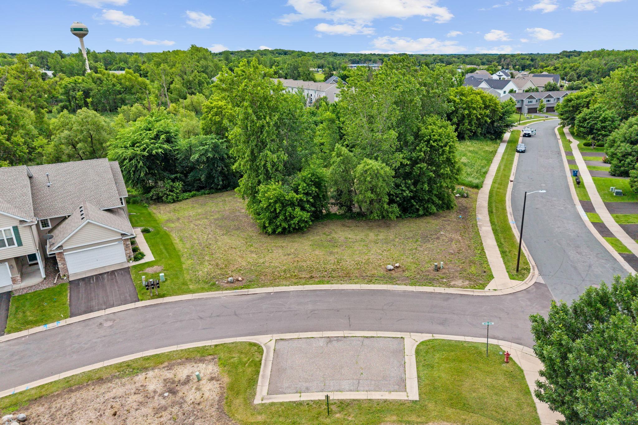 11-web-or-mls-7624 Red Fox Terrace-11.jpg