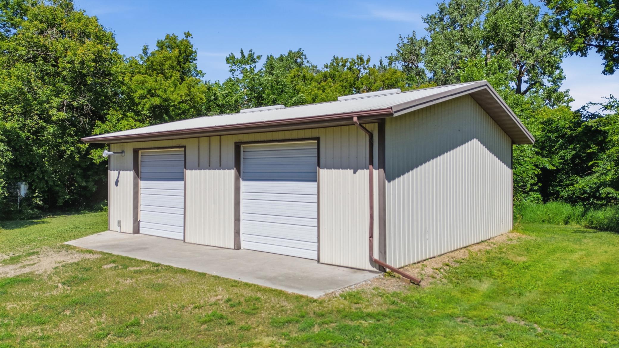32 x 40 Foltz Building