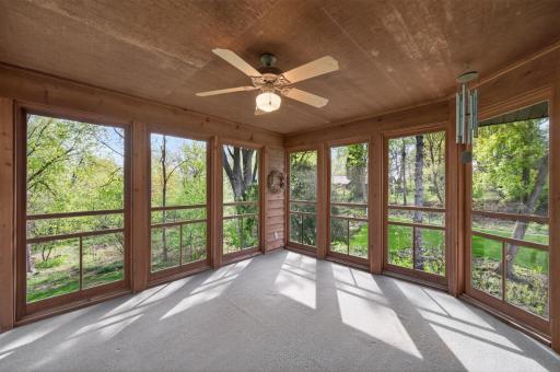 523 Wildwood Avenue, Saint Paul, MN 55110