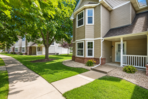 12126 Xylite Street NE, D, Minneapolis, MN 55449