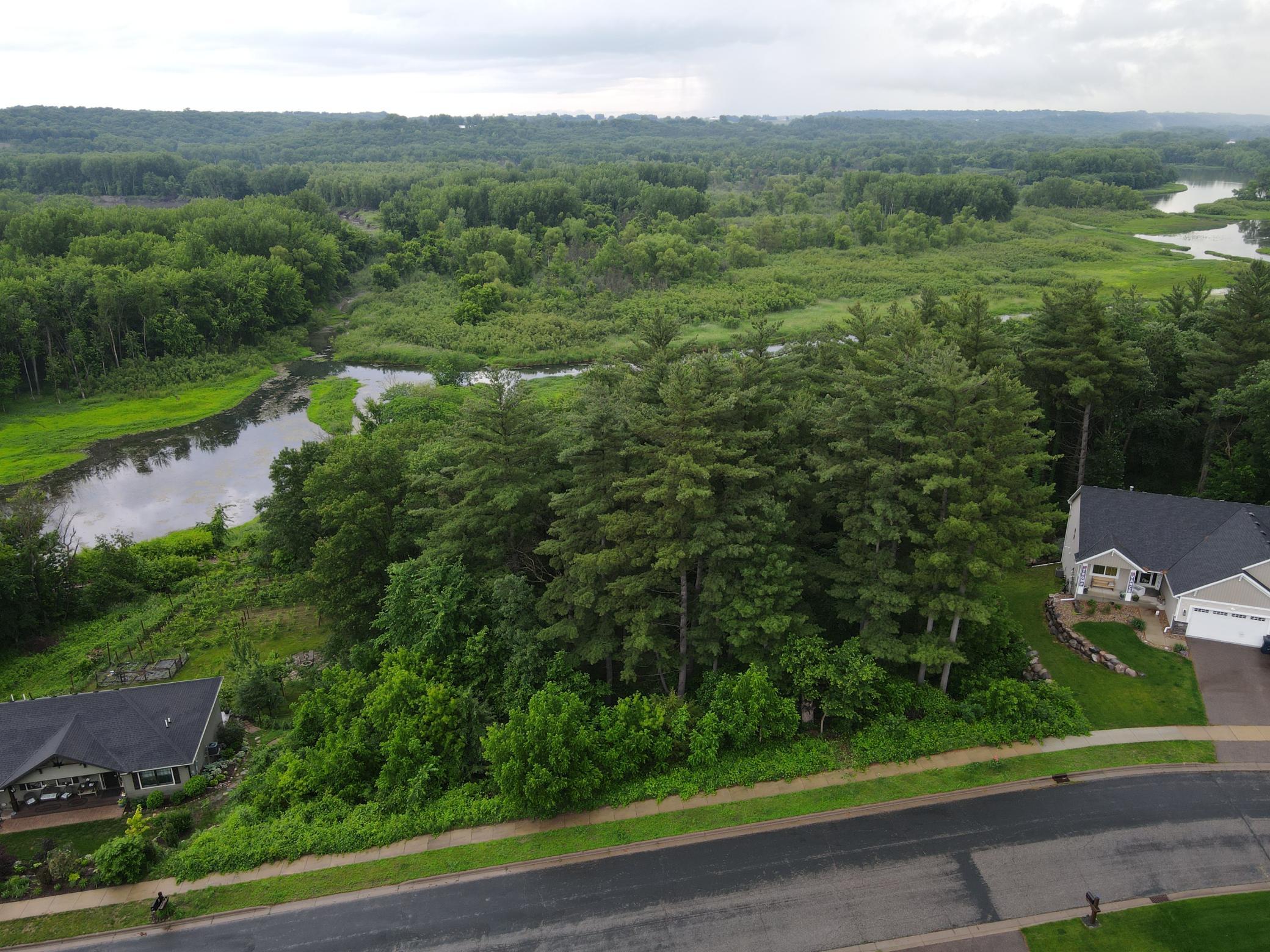 Property photo for 925 Riverview Lane, Belle Plaine, MN 56011