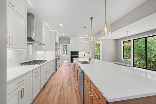 4044 Merriam Road, Hopkins, MN 55305