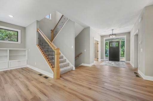 4044 Merriam Road, Hopkins, MN 55305