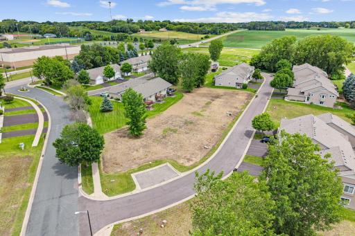 18-web-or-mls-7624 Red Fox Terrace-18.jpg