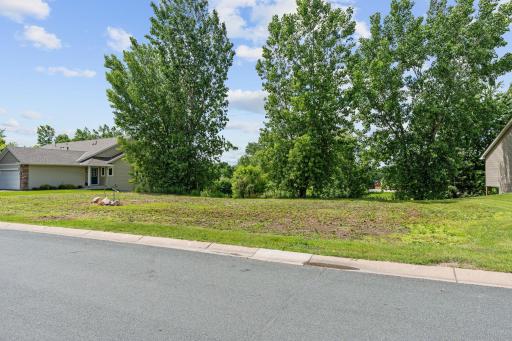 7624 Red Fox Trail, Rockford, MN 55373