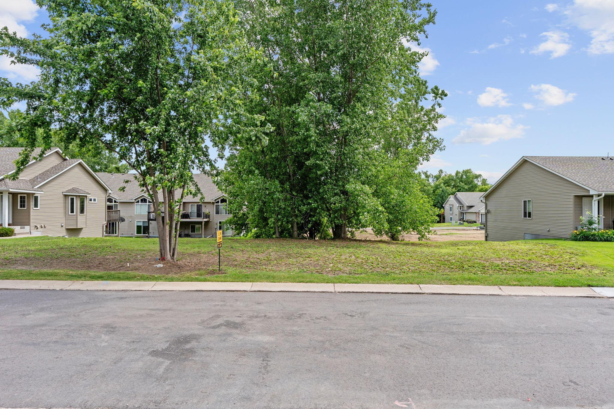 9-web-or-mls-7624 Red Fox Terrace-9.jpg