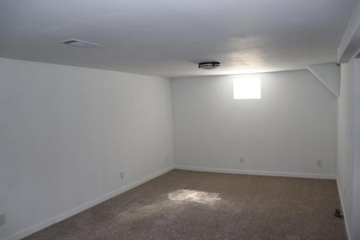 865 Gilmore Avenue, Winona, MN 55987