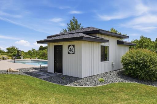 15792 Highway 46, Kindred, ND 58051