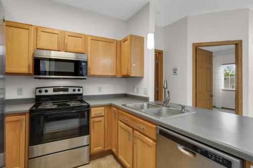 6580 Olive Lane N, Maple Grove, MN 55311