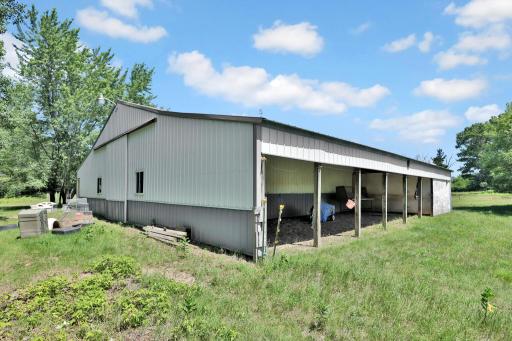 Large lean to. Very convenient for storage.