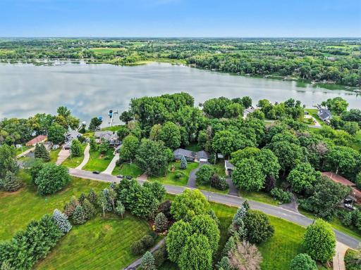 Community and Lake Sarah views