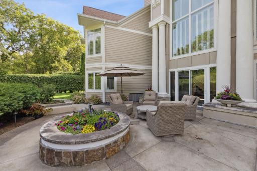 2350 Cherrywood Road, Minnetonka, MN 55305