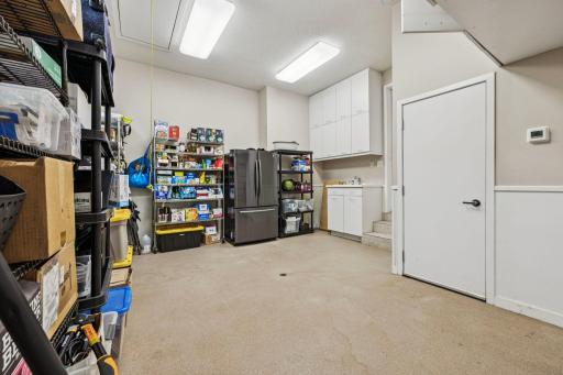 2350 Cherrywood Road, Minnetonka, MN 55305