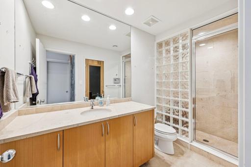 2350 Cherrywood Road, Minnetonka, MN 55305