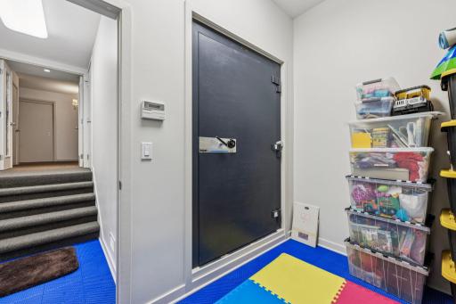 2350 Cherrywood Road, Minnetonka, MN 55305