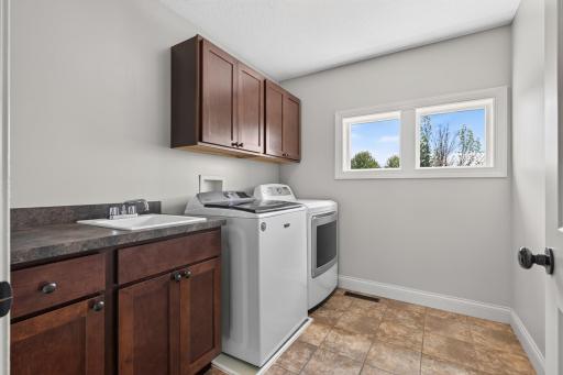 2100 Belmont Avenue NW, Prior Lake, MN 55372