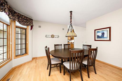 16025 48th Avenue N, Plymouth, MN 55446