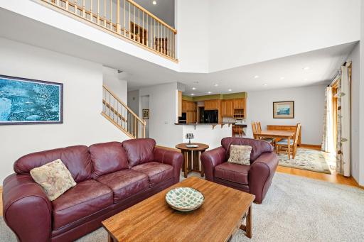 16025 48th Avenue N, Plymouth, MN 55446