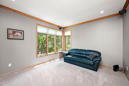 16025 48th Avenue N, Plymouth, MN 55446
