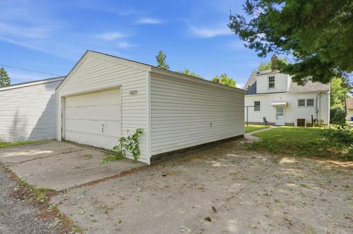 1877 Lacrosse Avenue, Saint Paul, MN 55119