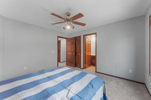 4470 Garland Lane N, Plymouth, MN 55446