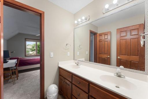 4470 Garland Lane N, Plymouth, MN 55446