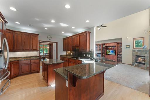 4470 Garland Lane N, Plymouth, MN 55446