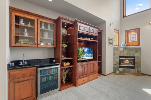 4470 Garland Lane N, Plymouth, MN 55446