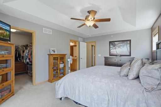 9624 Scott Lane N, Minneapolis, MN 55443