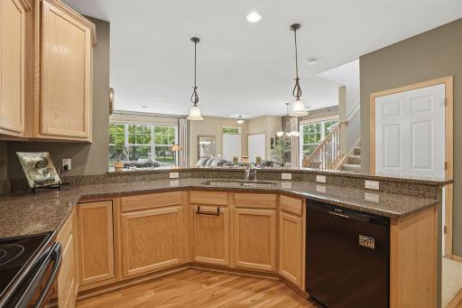9624 Scott Lane N, Minneapolis, MN 55443