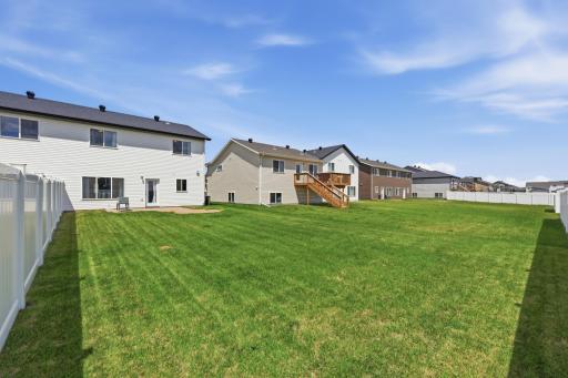 1490 68th Avenue S, Fargo, ND 58104