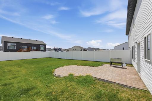 1490 68th Avenue S, Fargo, ND 58104