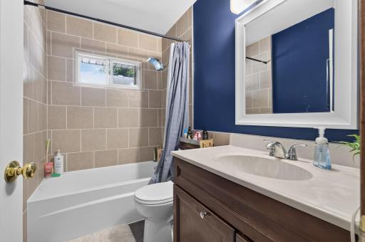1576 Case Avenue, Saint Paul, MN 55106