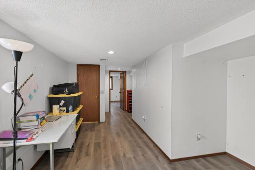 1576 Case Avenue, Saint Paul, MN 55106