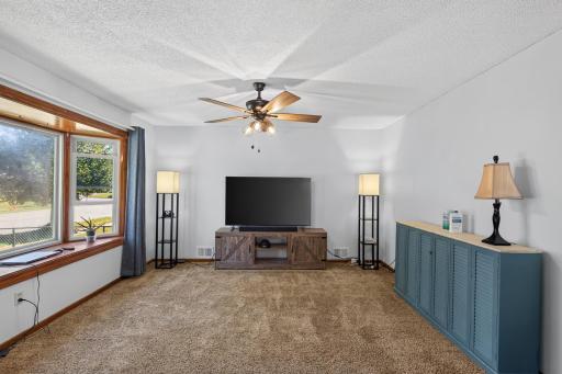 1576 Case Avenue, Saint Paul, MN 55106