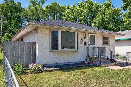 1576 Case Avenue, Saint Paul, MN 55106