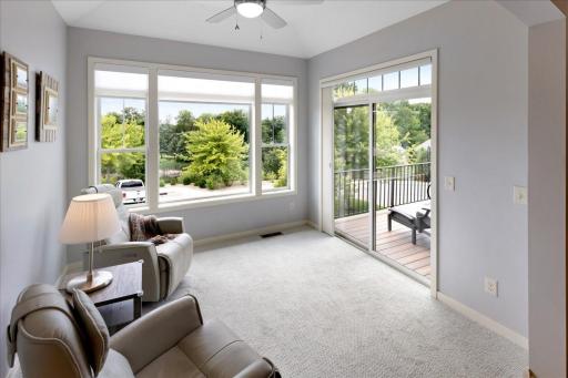 70 Lake Riley Trail, Chanhassen, MN 55317