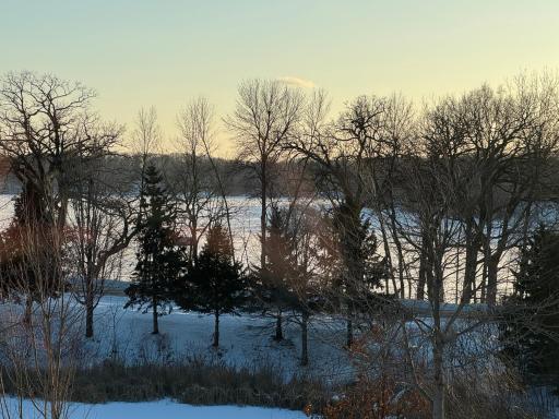Enjoy gorgeous lake views all winter long from the comfort of your own home!