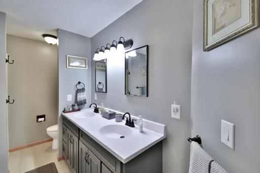 8550 Timberlane Loop NW, Rice, MN 56367