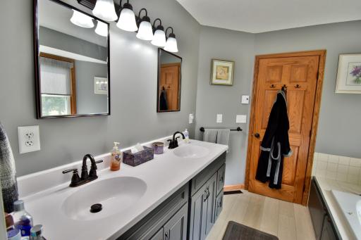 8550 Timberlane Loop NW, Rice, MN 56367