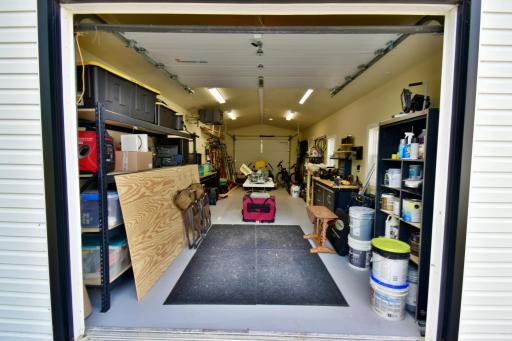 Workshop - Well insulated and foamed floor