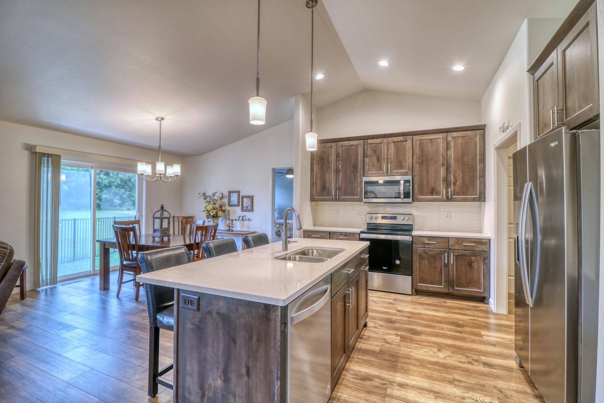Kitchen1_1.jpg