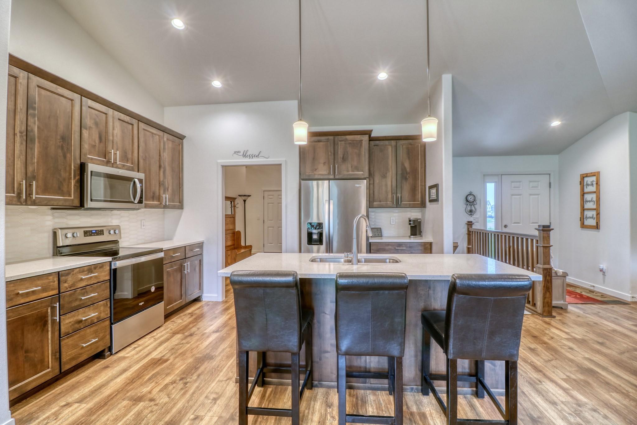 Kitchen1_0.jpg