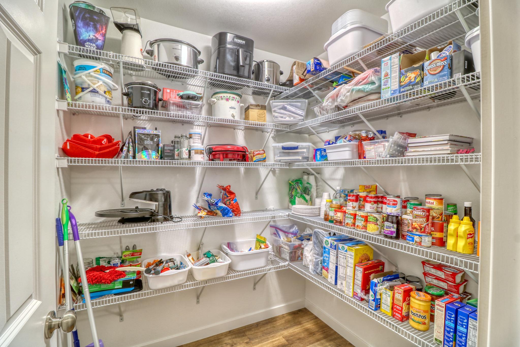 Kitchen_Pantry