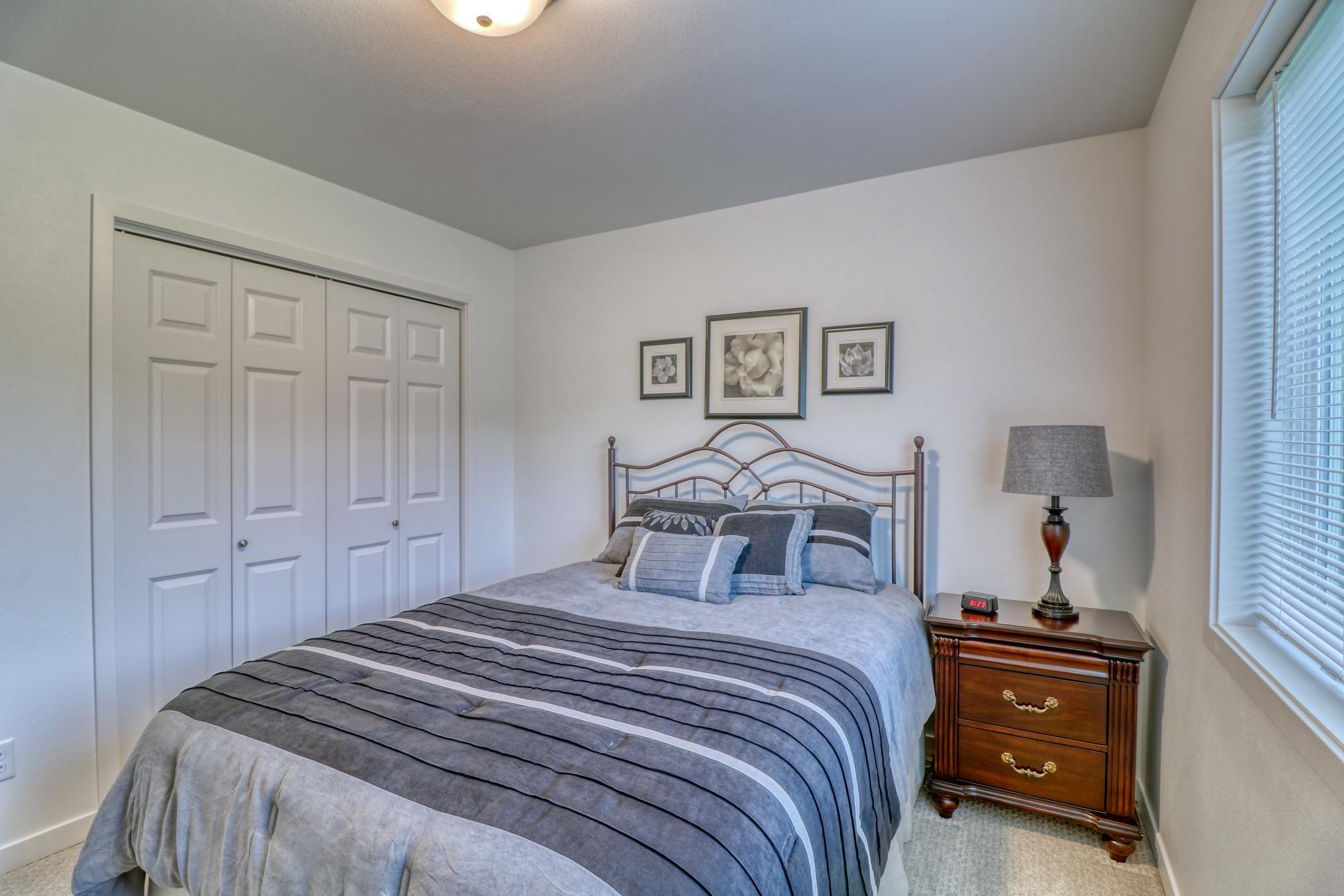 Bedroom1_0.jpg