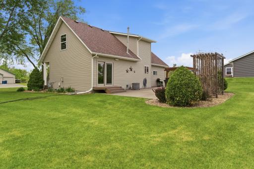 4488 Roberds Lake Trail, Faribault, MN 55021