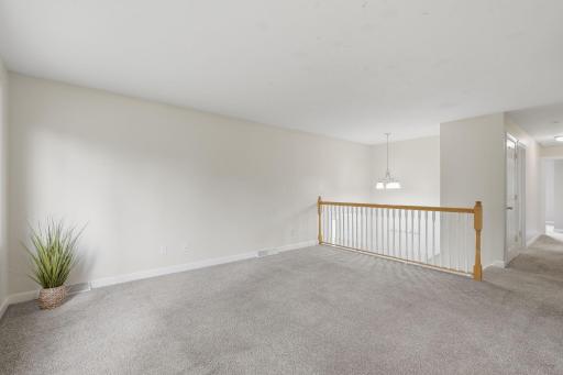4250 Thornhill Lane, Vadnais Heights, MN 55127