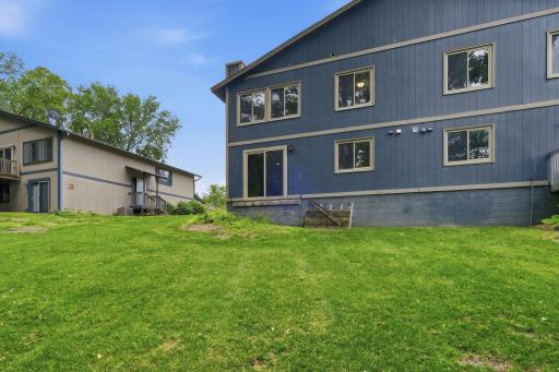 4250 Thornhill Lane, Vadnais Heights, MN 55127