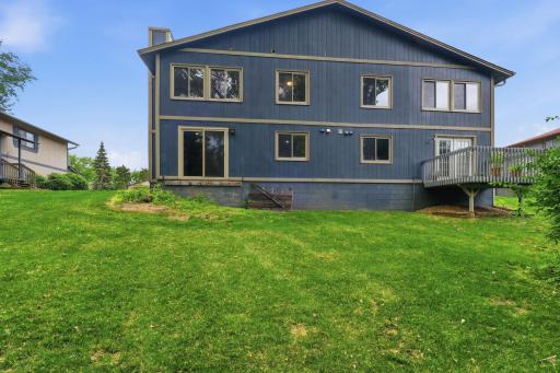 4250 Thornhill Lane, Vadnais Heights, MN 55127
