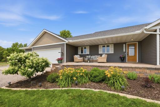 19436 Memory Circle, Hutchinson, MN 55350